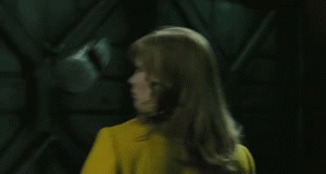 snowpiercer-yellowwoman-shoe-throw